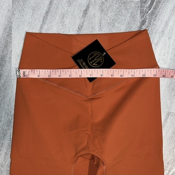 TYC Effortless V Front Vortex Classing Leggings Adobe burnt orange Medium - Picture 6 of 11